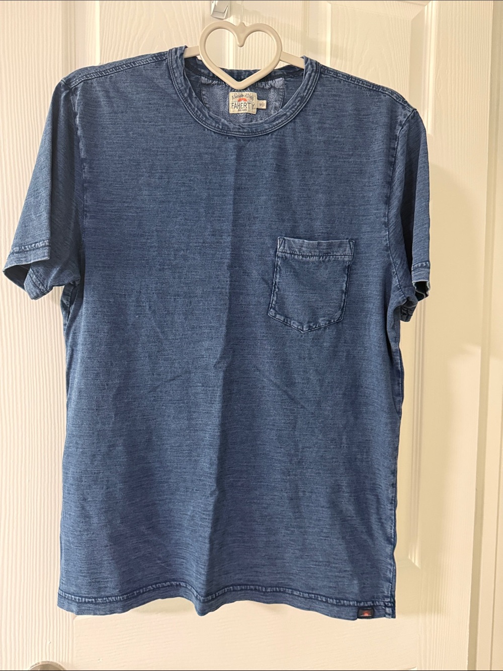 Faherty Indigo Pocket Tee in Washed Blue
